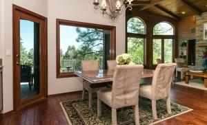 016_Dining Area